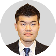 弁護士　関 峻志